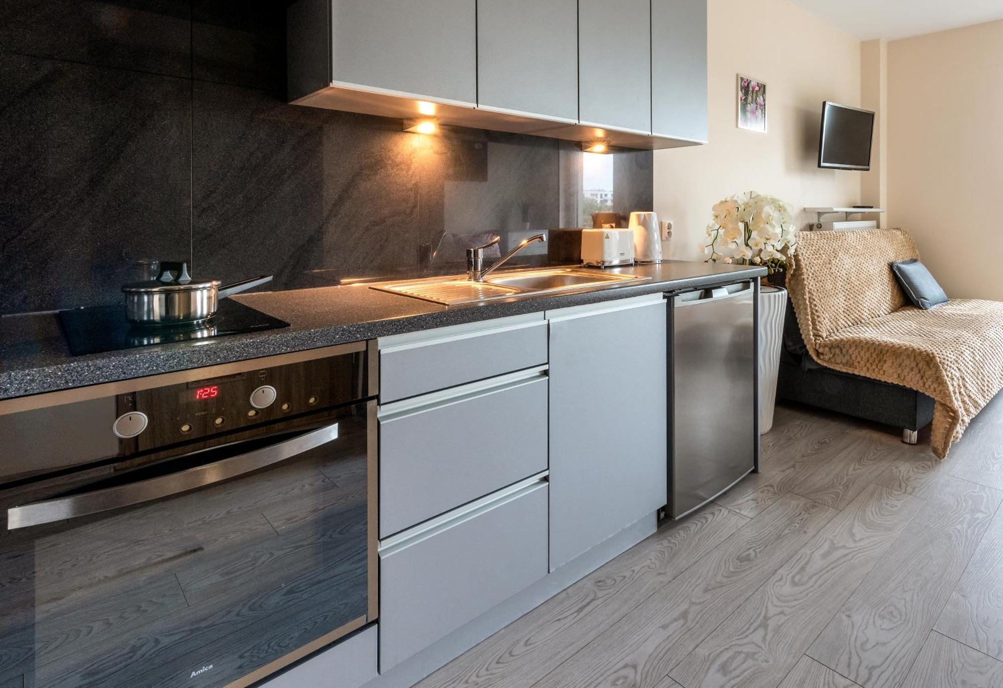 Cozy Modern Apartment Astoria Magic Orange Old Town Krakau Buitenkant foto